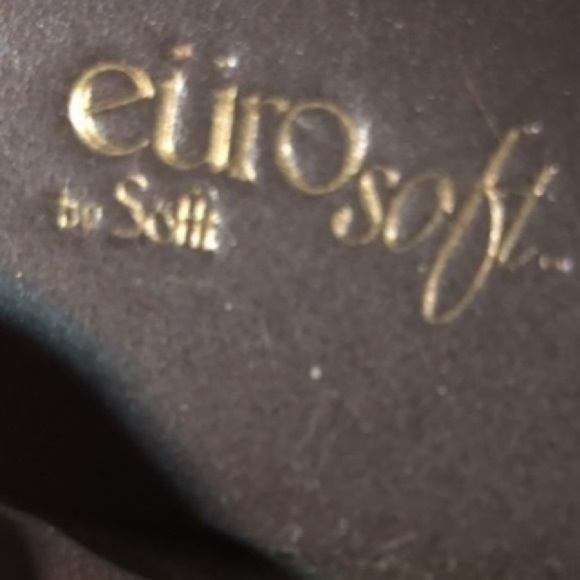 Sofft size 11 brown & tan suede bootie w/ stacked heel rubber grip sole - Picture 14 of 15